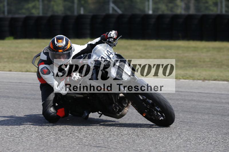 Archiv-2025/49 26.08.2025 Cornu Master School ADR/blau-bleu/44